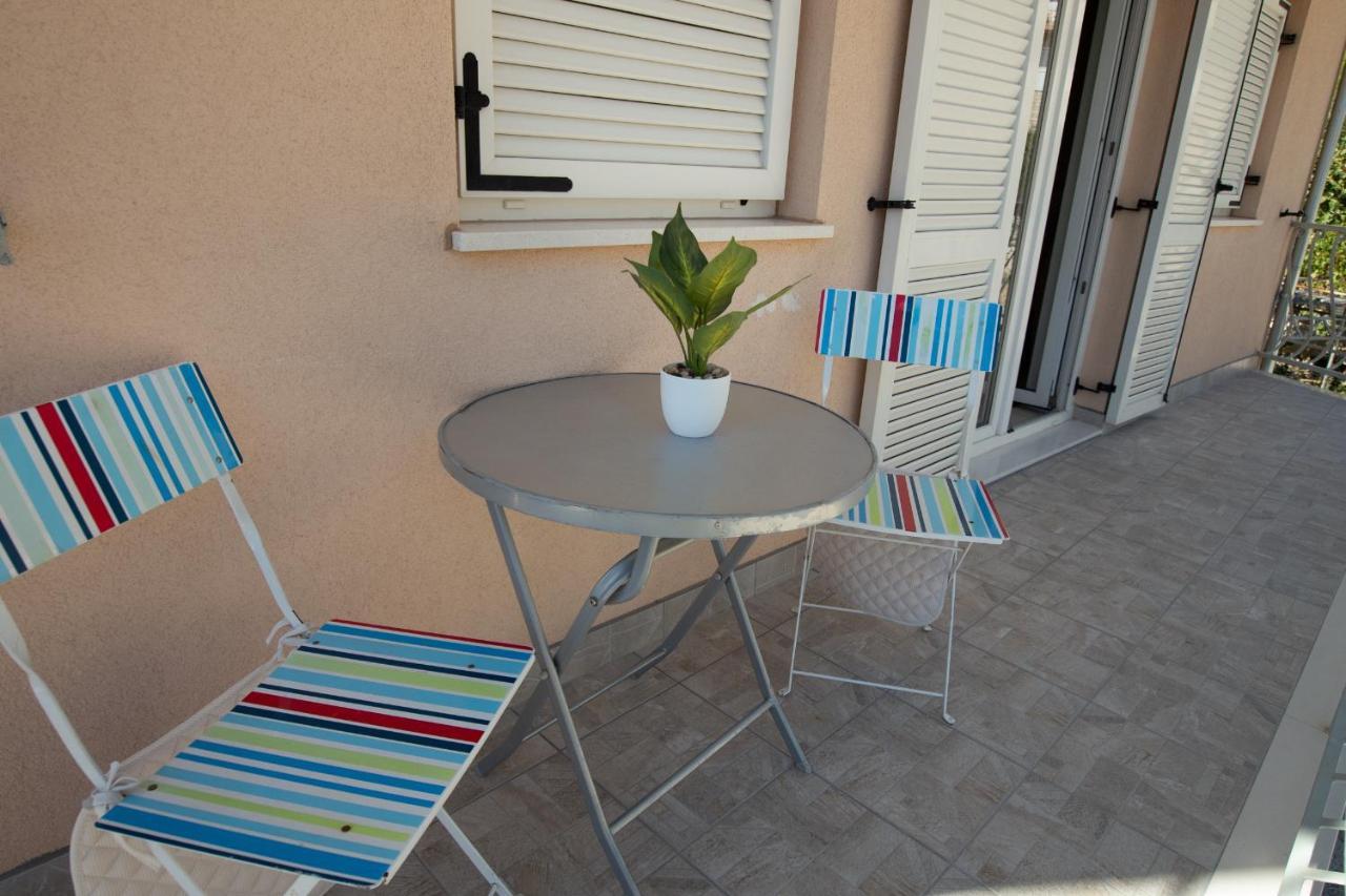 Apartments Babaja Omiš Dış mekan fotoğraf