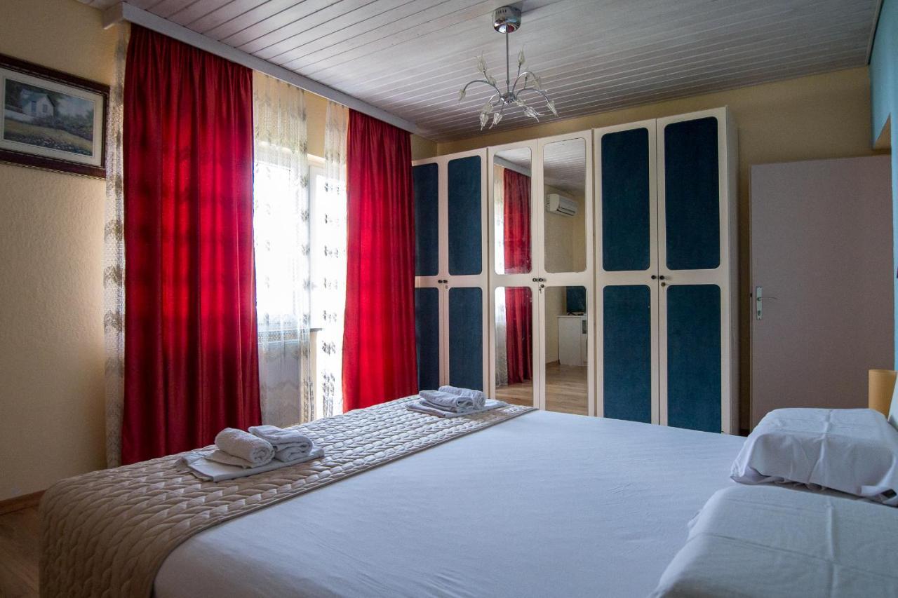 Apartments Babaja Omiš Dış mekan fotoğraf